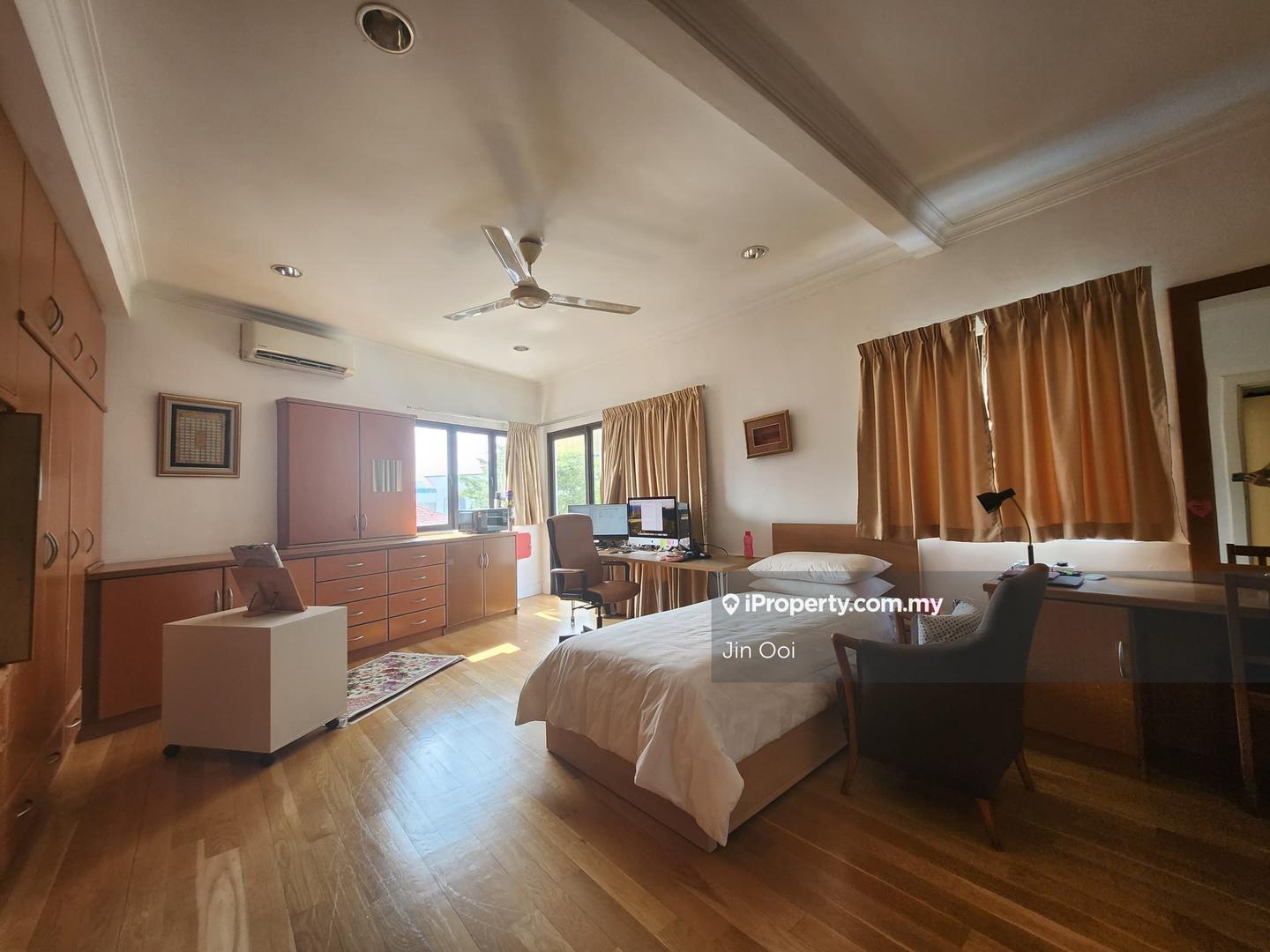 Bungalow House for Sale in Kelana Jaya, Petaling Jaya by Jin Ooi - iProperty.com.my