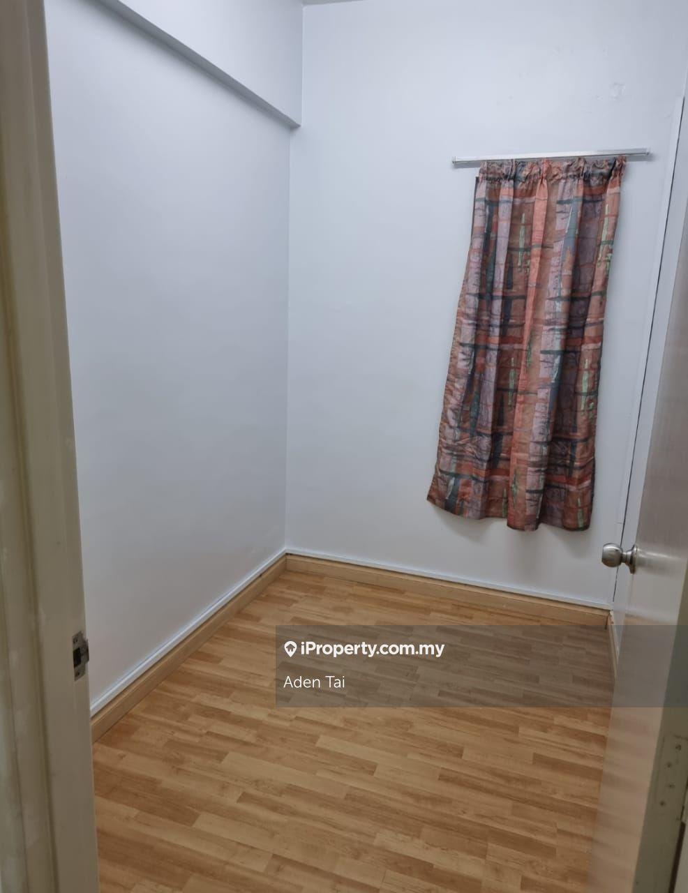 Service Residence for Sale in D'Alamanda by Aden Tai - iProperty.com.my