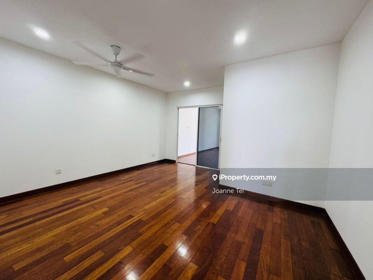 Rumah Berkembar untuk Dijual di MyDiva Homes @ Perdana Lakeview East, Cyberjaya oleh Joanne Tei - iProperty.com.my