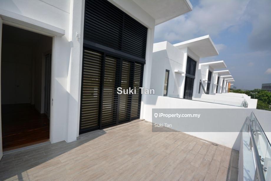 3-storey Terraced House for Sale in REED Lake Fields / Lakefields, Sungai Besi by Suki Tan - iProperty.com.my