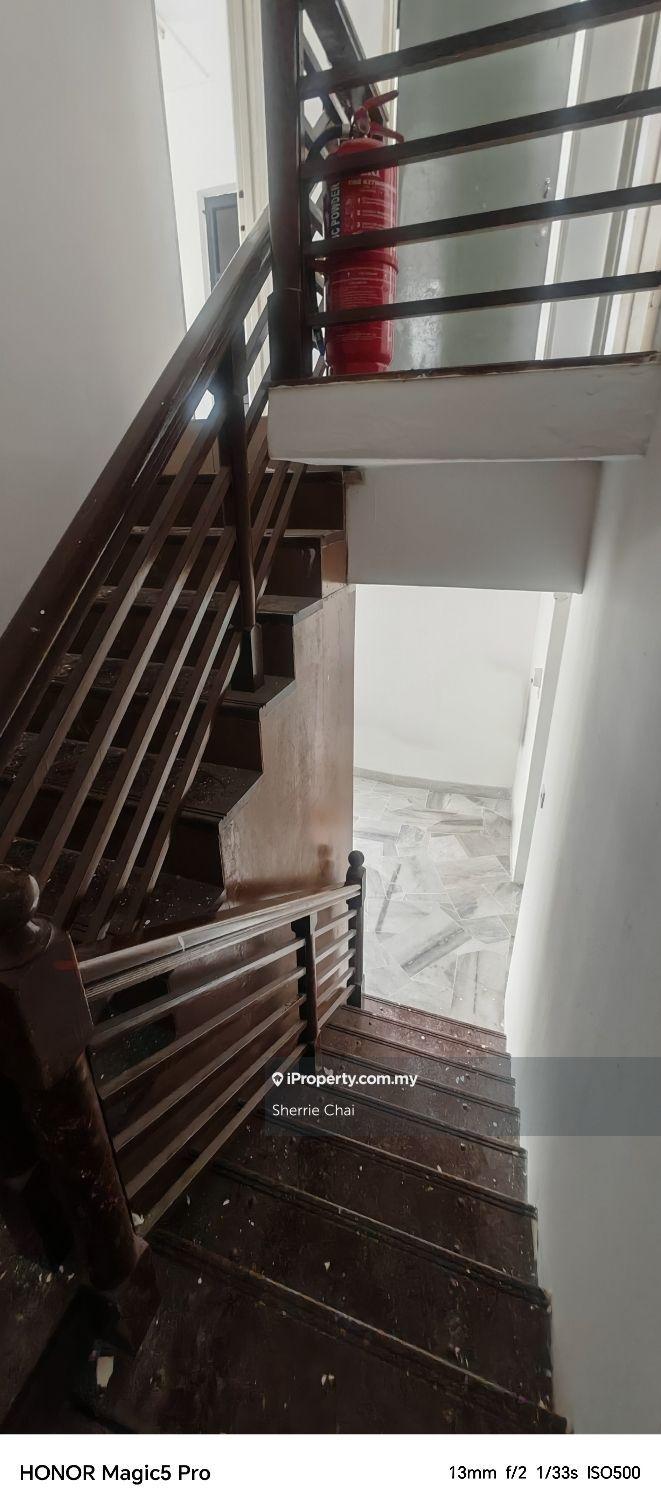 Rumah Berangkai 2 Tingkat untuk Dijual di Usj 14, Subang Jaya oleh Sherrie Chai - iProperty.com.my