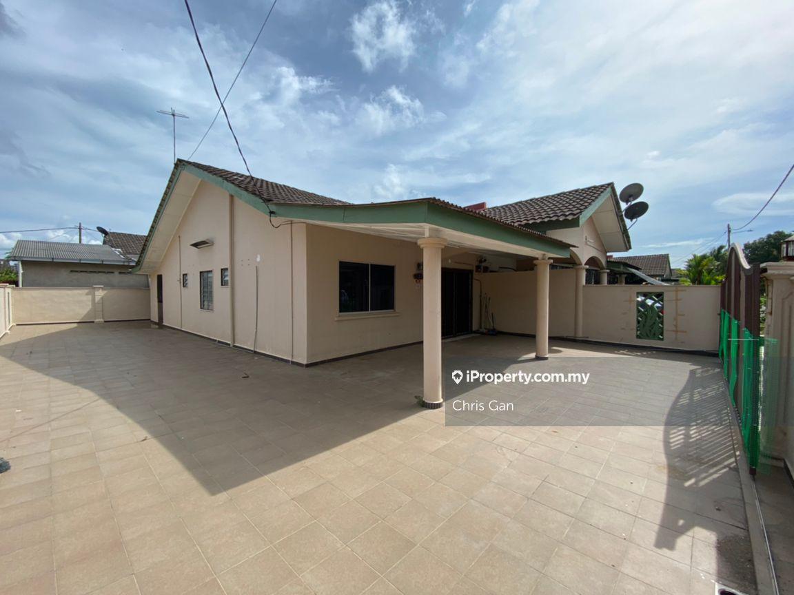Semi-Detached House for Rent in Taman Seri Inderapura, Kuantan by Chris Gan - iProperty.com.my