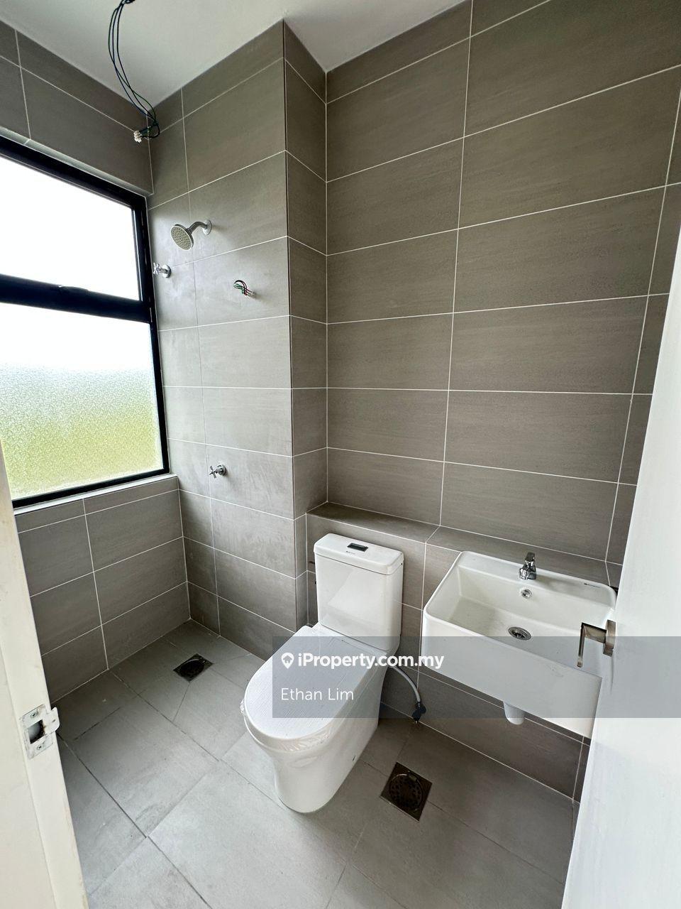 Rumah Berkembar untuk Dijual di TTDI Grove, Kajang oleh Ethan Lim - iProperty.com.my