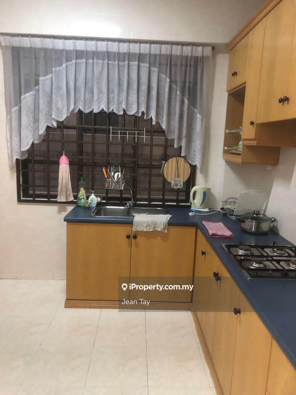 Kondominium untuk Dijual di Cheng Heights oleh Jean Tay - iProperty.com.my