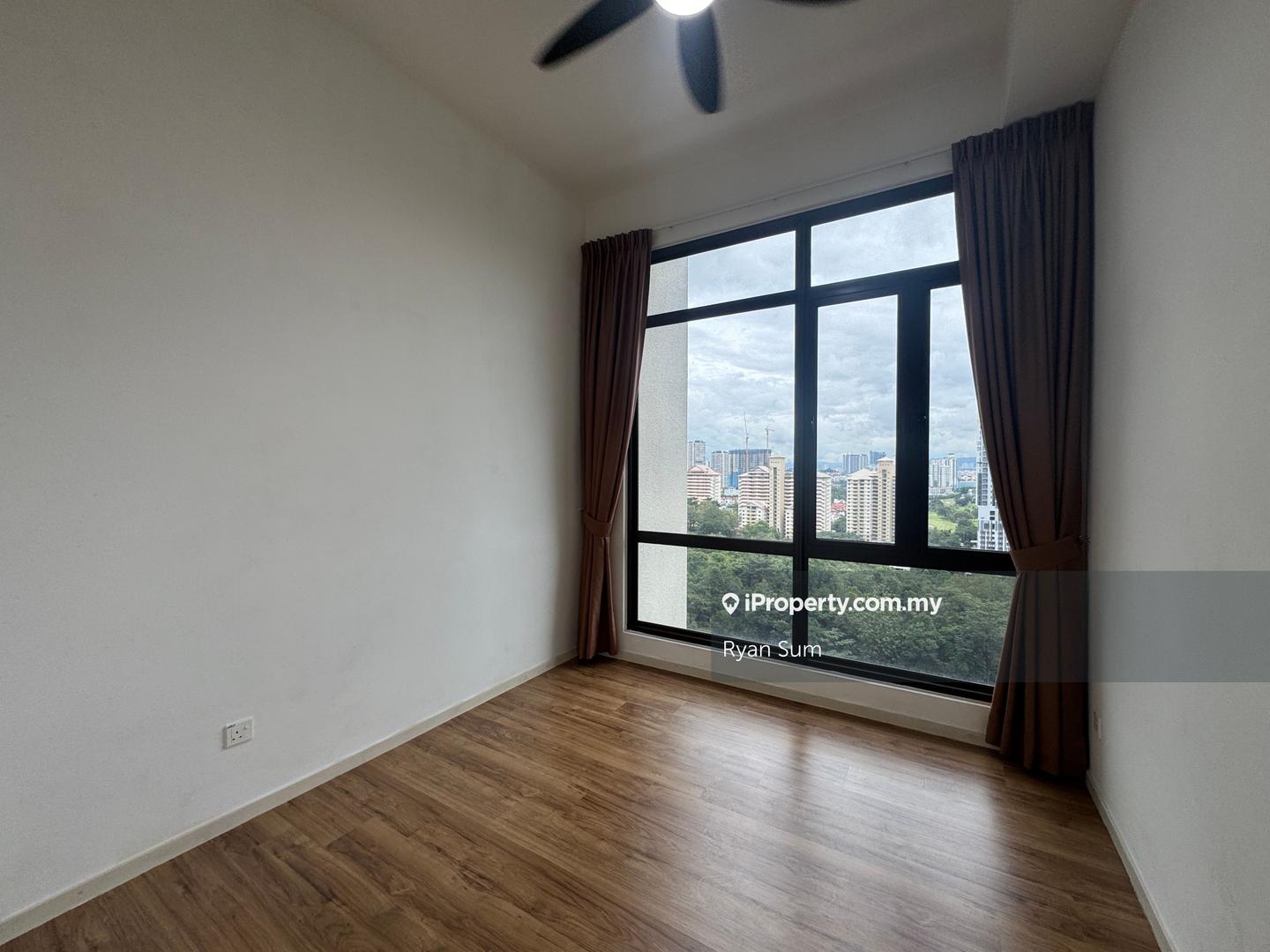 Residensi Servis untuk Dijual di The Park Sky Residence oleh Ryan Sum - iProperty.com.my