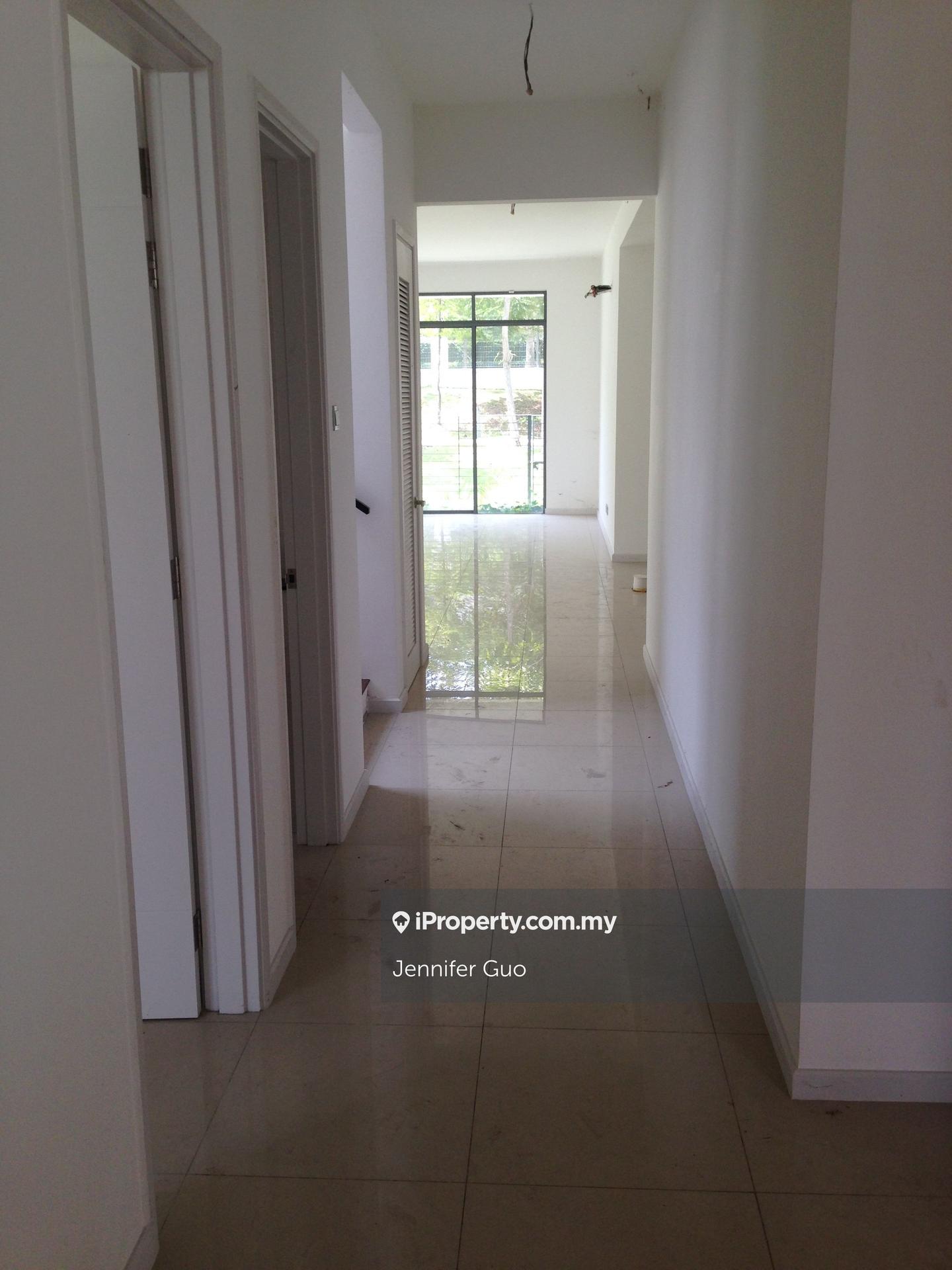 Rumah Berangkai 2 Tingkat untuk Dijual di Summerglades, Perdana Lakeview West, Cyberjaya oleh Jennifer Guo - iProperty.com.my