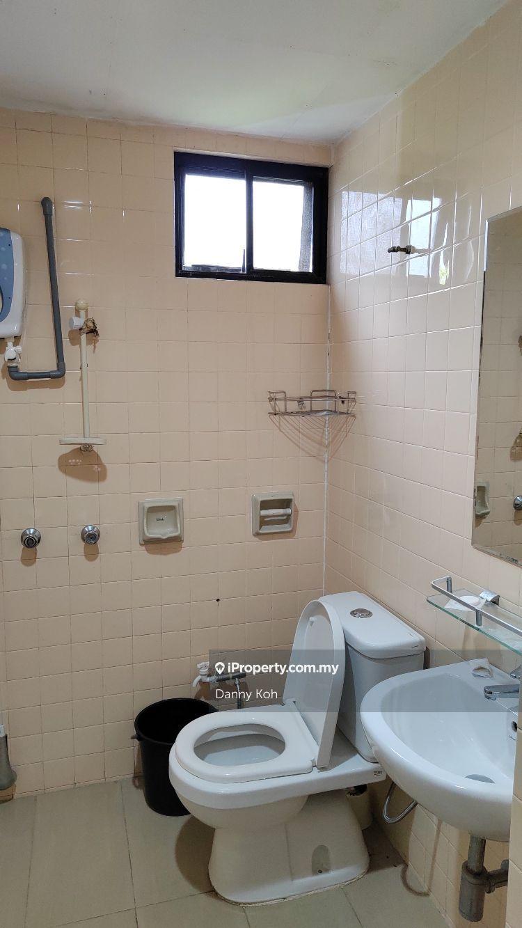 Pangsapuri untuk Disewa di Kempas Apartment oleh Danny Koh - iProperty.com.my