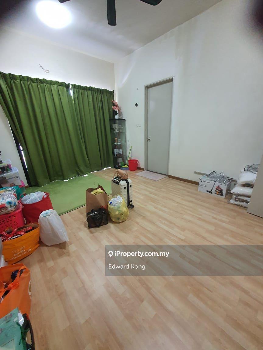 3-storey Terraced House for Sale in Taman Anggun 3, Rawang by Edward Kong - iProperty.com.my