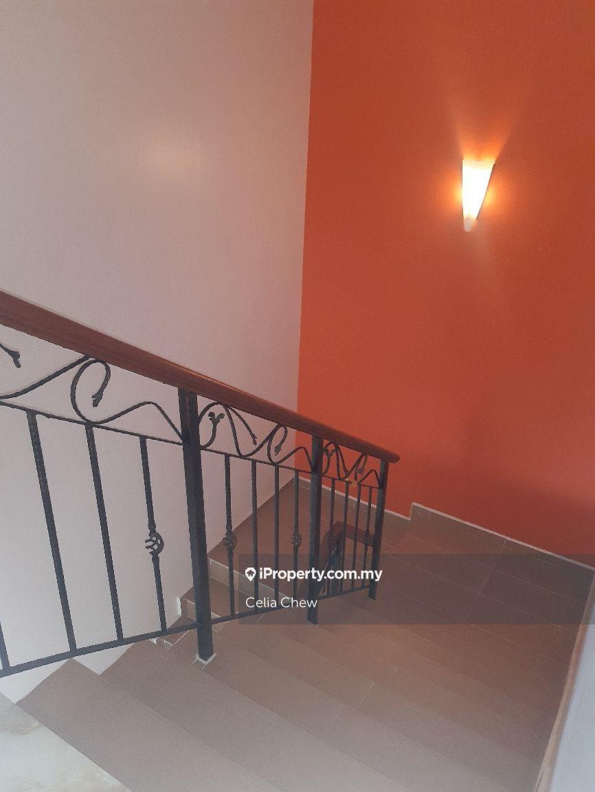 Semi-Detached House for Sale in Kota Damansara, Selangor by Celia Chew - iProperty.com.my