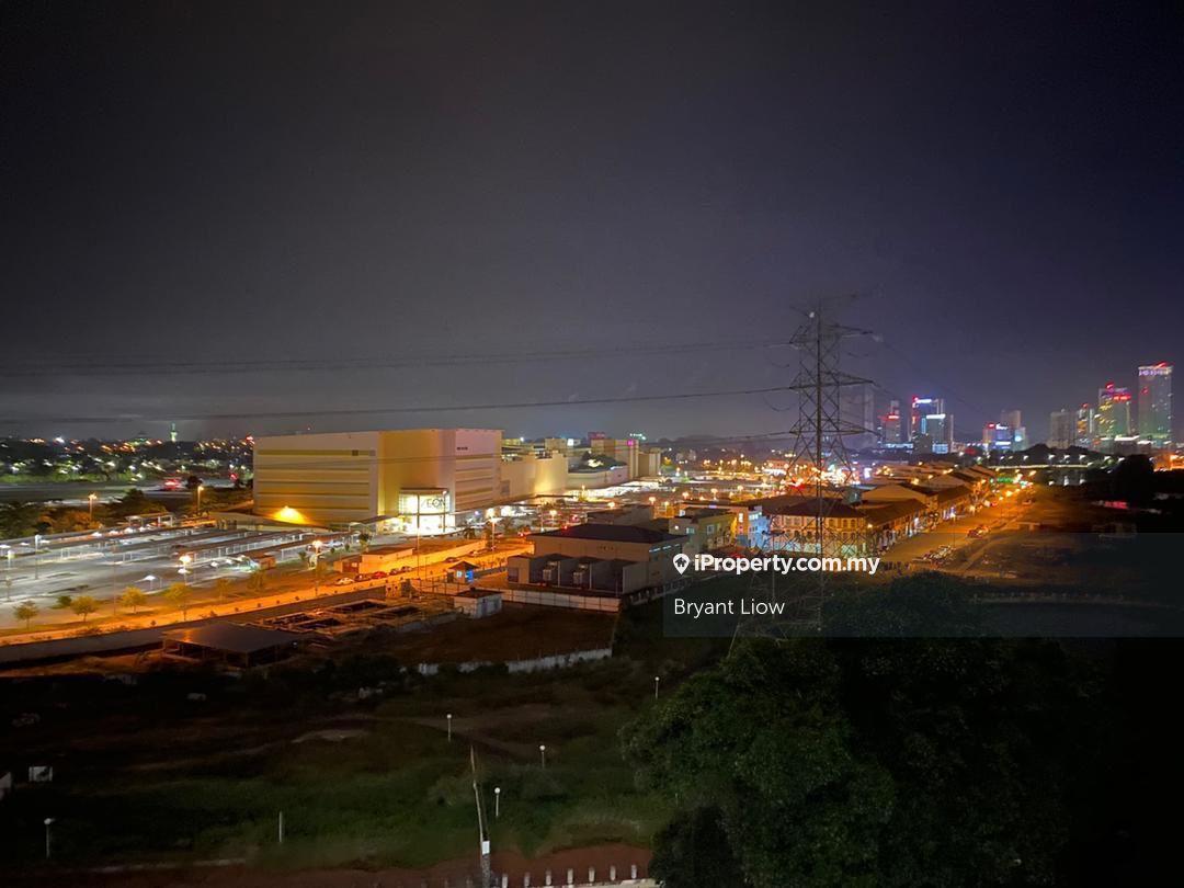 Service Residence for Rent in Parkland Residence by Bryant Liow - iProperty.com.my