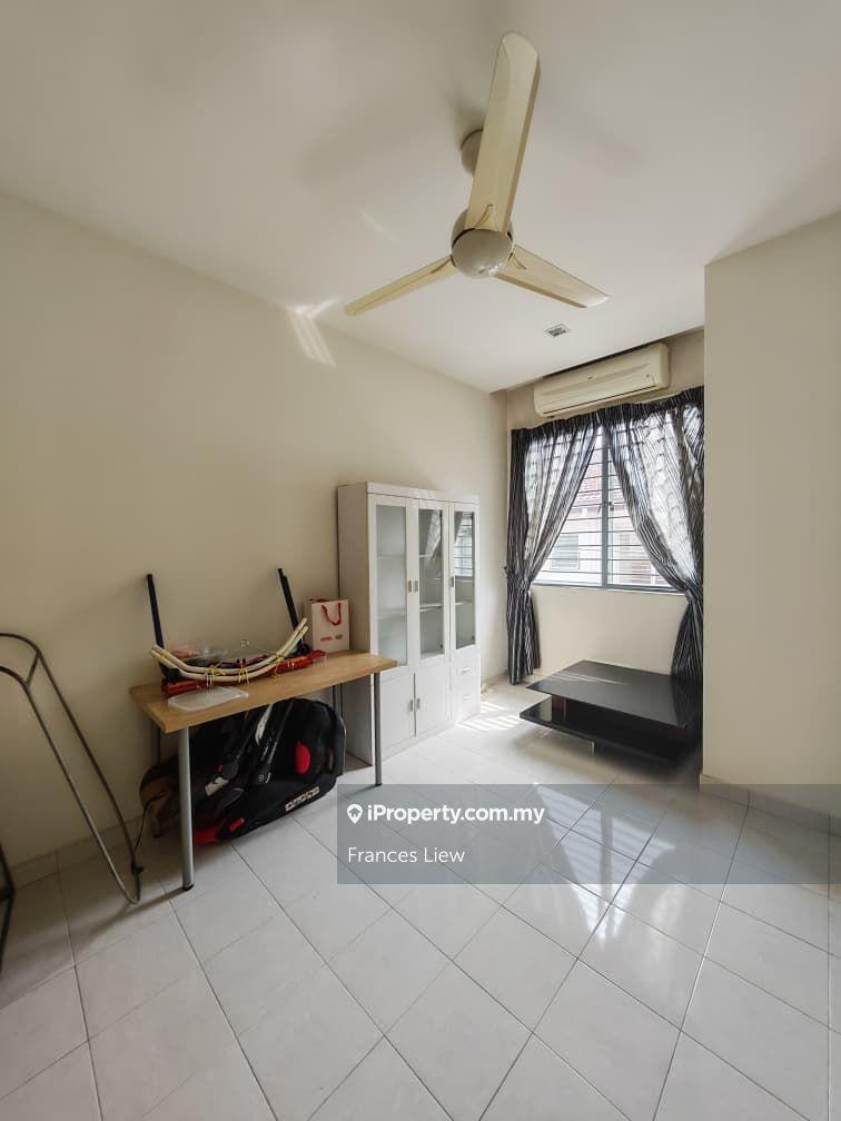 Rumah Berangkai 2 Tingkat untuk Dijual di Taman Universiti Indah, Seri Kembangan oleh Frances Liew - iProperty.com.my