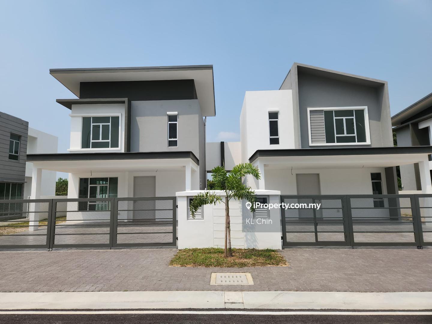 Bungalow House for Sale in Sungai Kapar Indah, Bukit Raja by KL Chin - iProperty.com.my