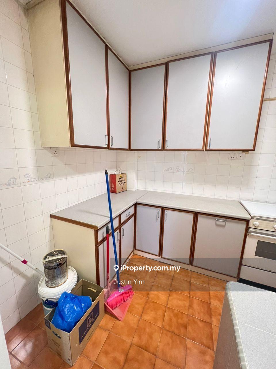 Pangsapuri untuk Dijual di Segar Apartments oleh Justin Yim - iProperty.com.my