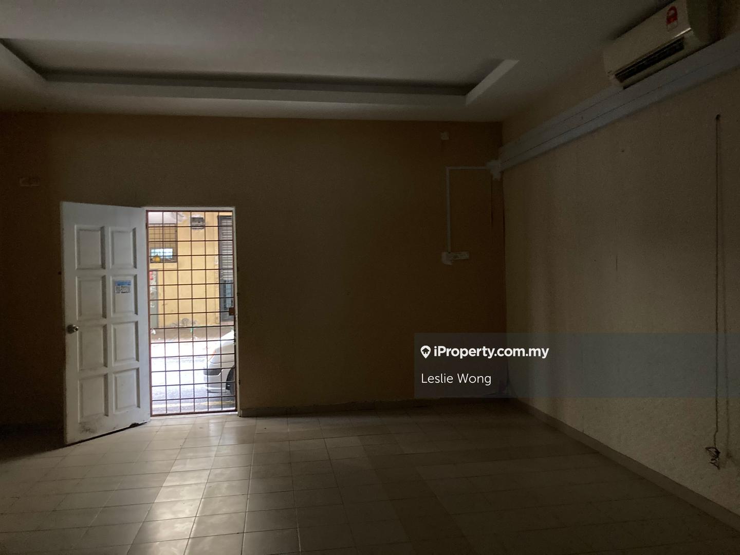 Kedai-Pejabat untuk Dijual di Kelana Jaya, Petaling Jaya oleh Leslie Wong - iProperty.com.my
