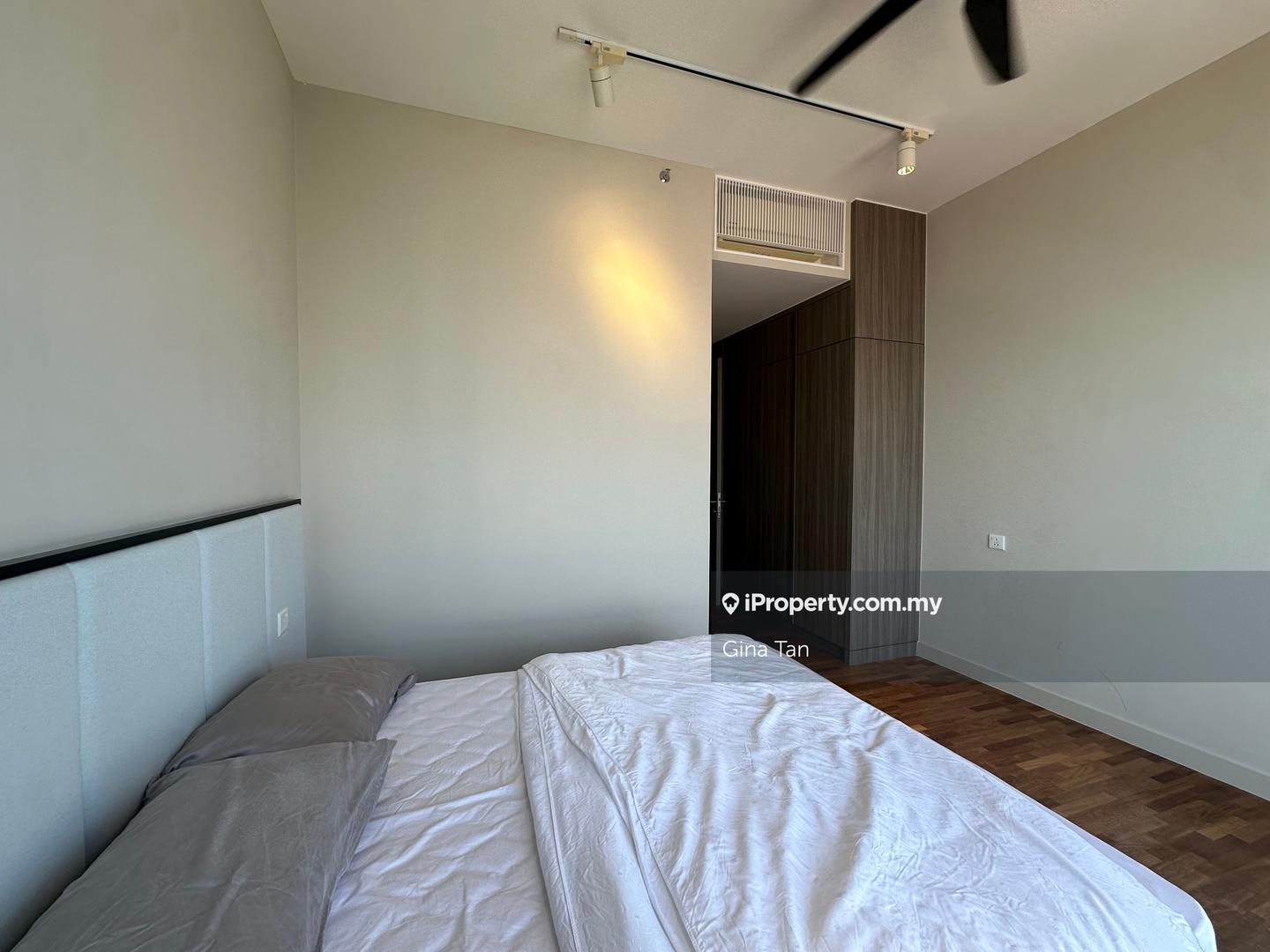 Residensi Servis untuk Dijual di Straits Residences oleh Gina Tan - iProperty.com.my