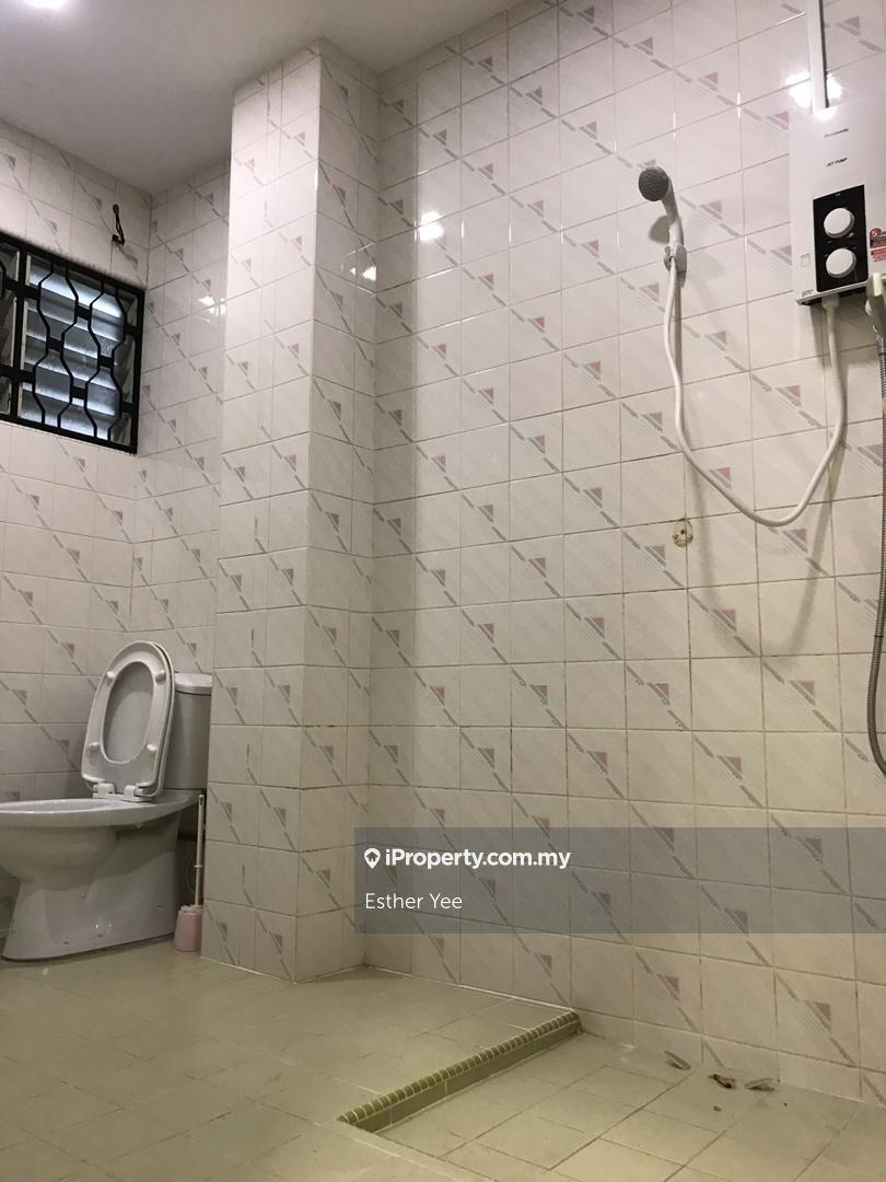 Rumah Berangkai 3 Tingkat untuk Dijual di Dataran Ukay, Ampang oleh Esther Yee - iProperty.com.my