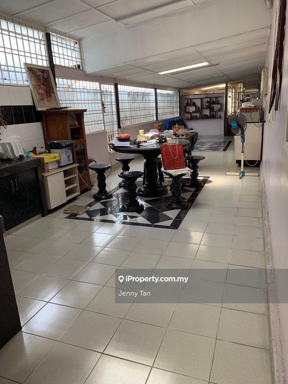 Bungalow House for Sale in Seksyen 4, Petaling Jaya by Jenny Tan - iProperty.com.my