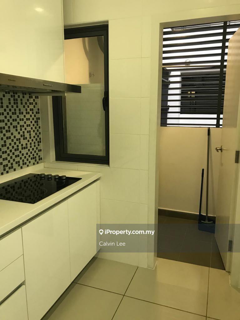 Residensi Servis untuk Dijual di Utropolis Suites 1 oleh Calvin Lee - iProperty.com.my