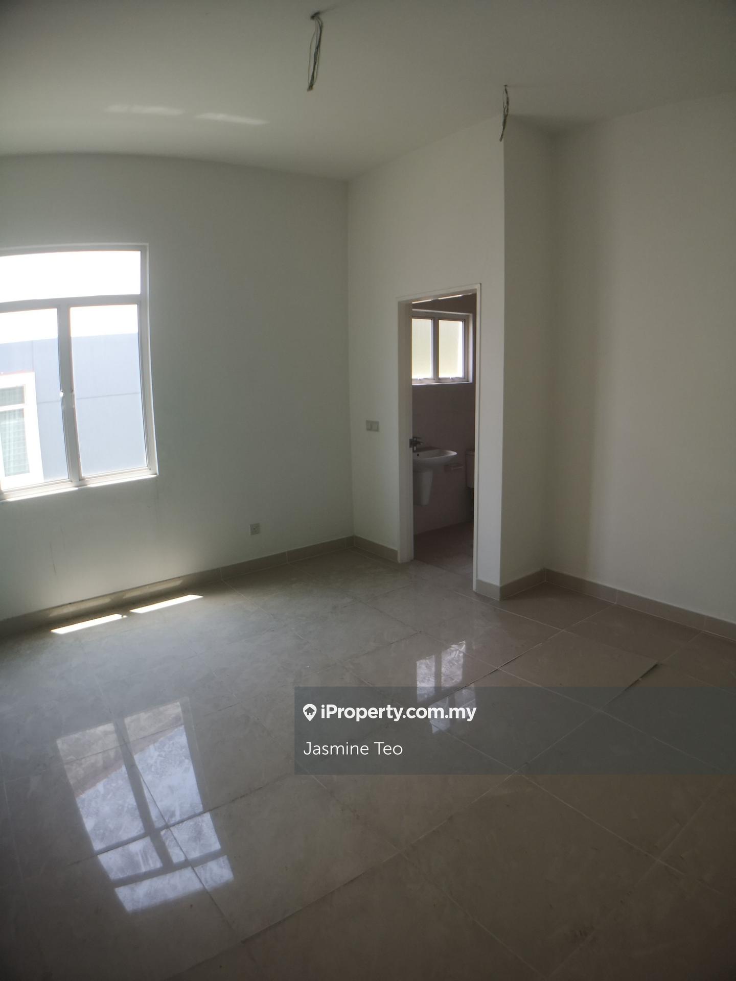 Semi-Detached House for Sale in Setia Damai, Setia Alam by Jasmine Teo - iProperty.com.my