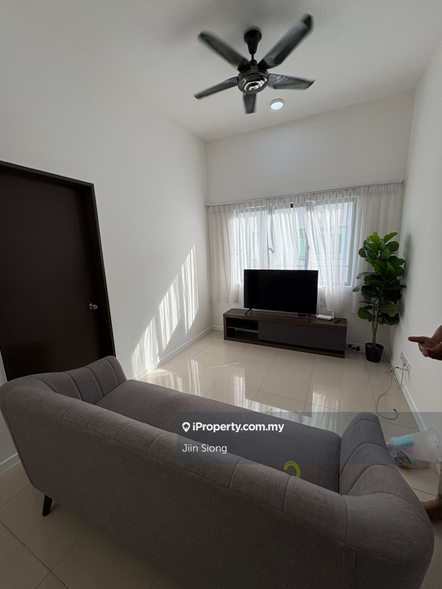 Rumah Teres untuk Dijual di Villa Astana @ Kajang, Kajang oleh Jiin Siong - iProperty.com.my