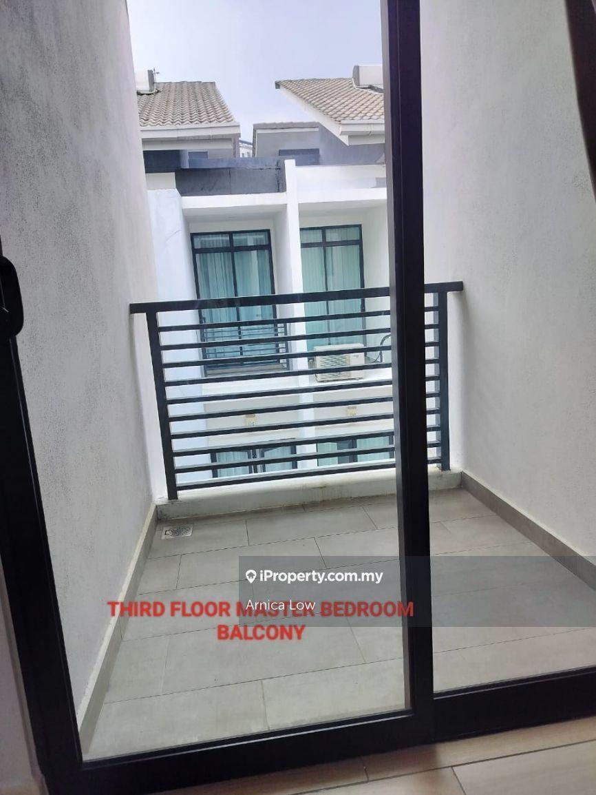 3-storey Terraced House for Sale in 16 Sierra, Puchong by Arnica Low - iProperty.com.my