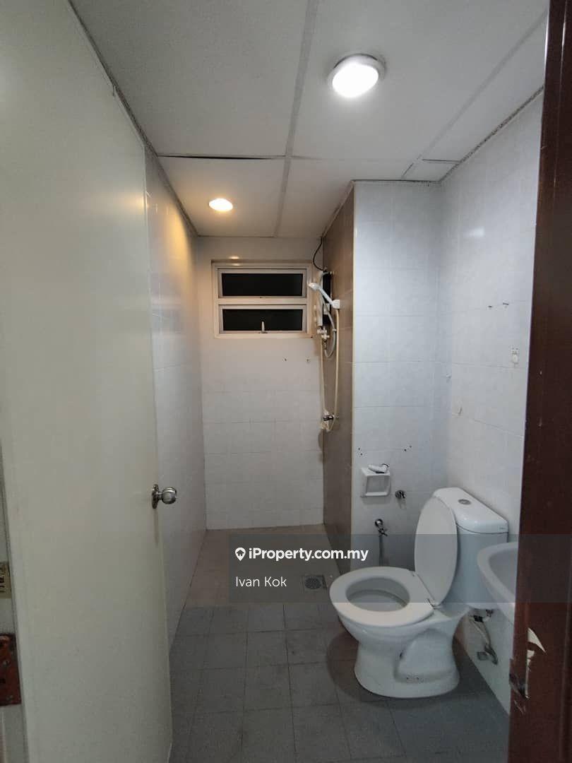 Condominium for Sale in Sterling by Ivan Kok - iProperty.com.my