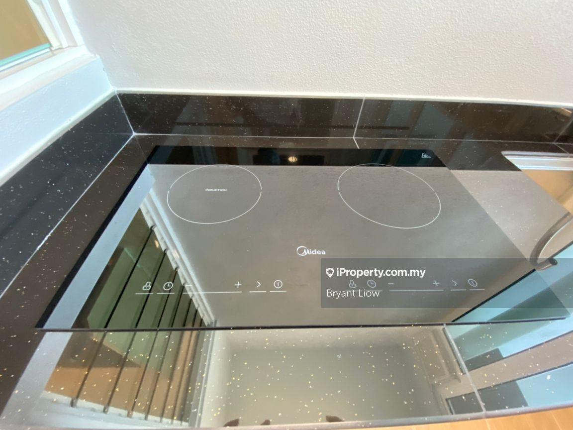 Service Residence for Sale in Parkland Residence by Bryant Liow - iProperty.com.my