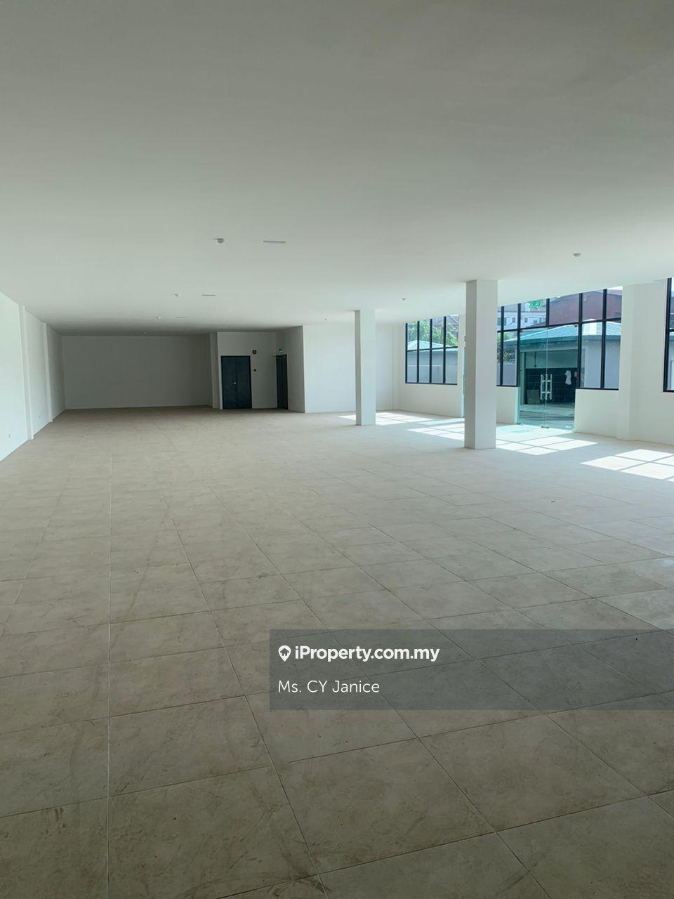 Semi-D Kilang untuk Dijual di Balakong, Serdang, Cheras, Kajang, Bangi, Taming, Balakong oleh Ms. CY Janice - iProperty.com.my