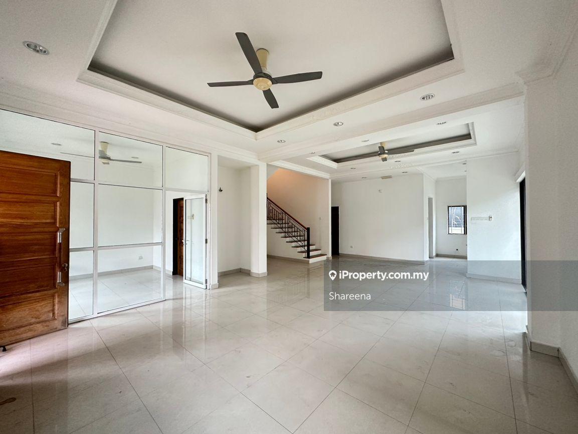 Rumah Berkembar untuk Dijual di Mutiara Villa, Kajang oleh Shareena - iProperty.com.my