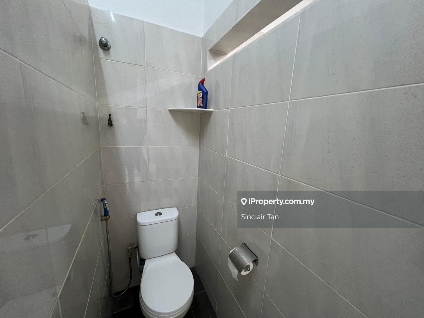 Rumah Berangkai 1 Tingkat untuk Dijual di Bukit Beruang, Bukit Baru oleh Geoffery Wee - iProperty.com.my