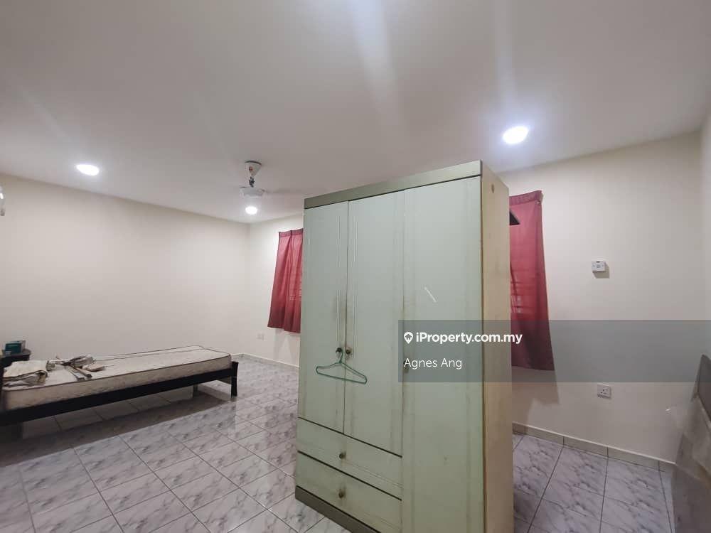 Rumah Berangkai 2 Tingkat untuk Dijual di Kota Pendamar, Klang oleh Agnes Ang - iProperty.com.my