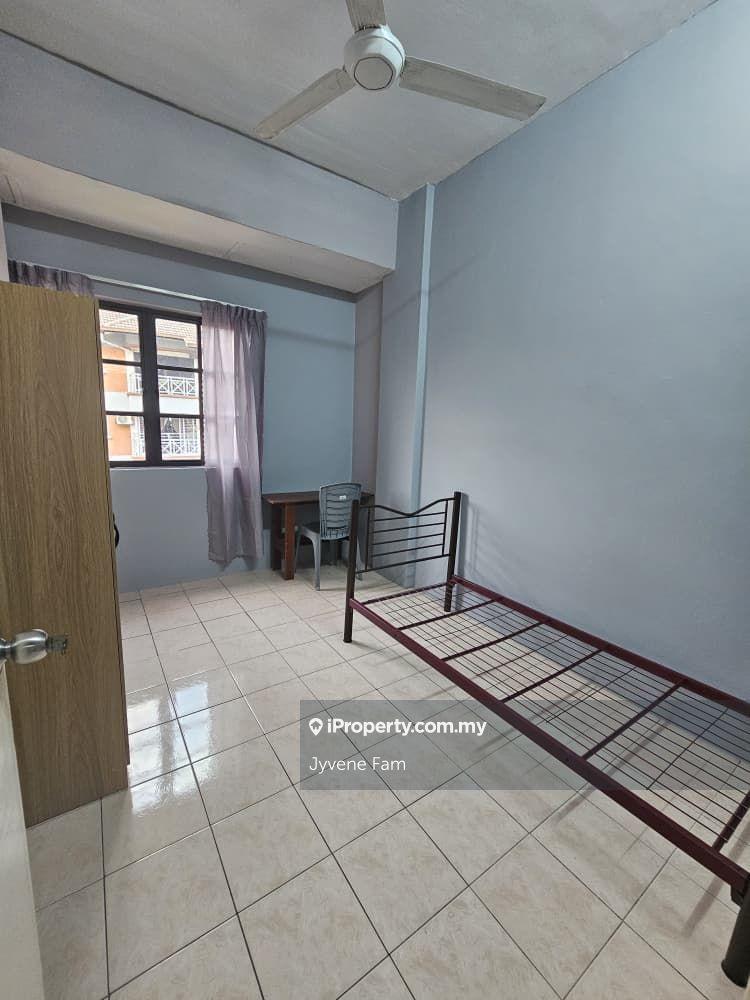 Condominium for Rent in Evergreen Park Scot Pine by Jyvene Fam - iProperty.com.my