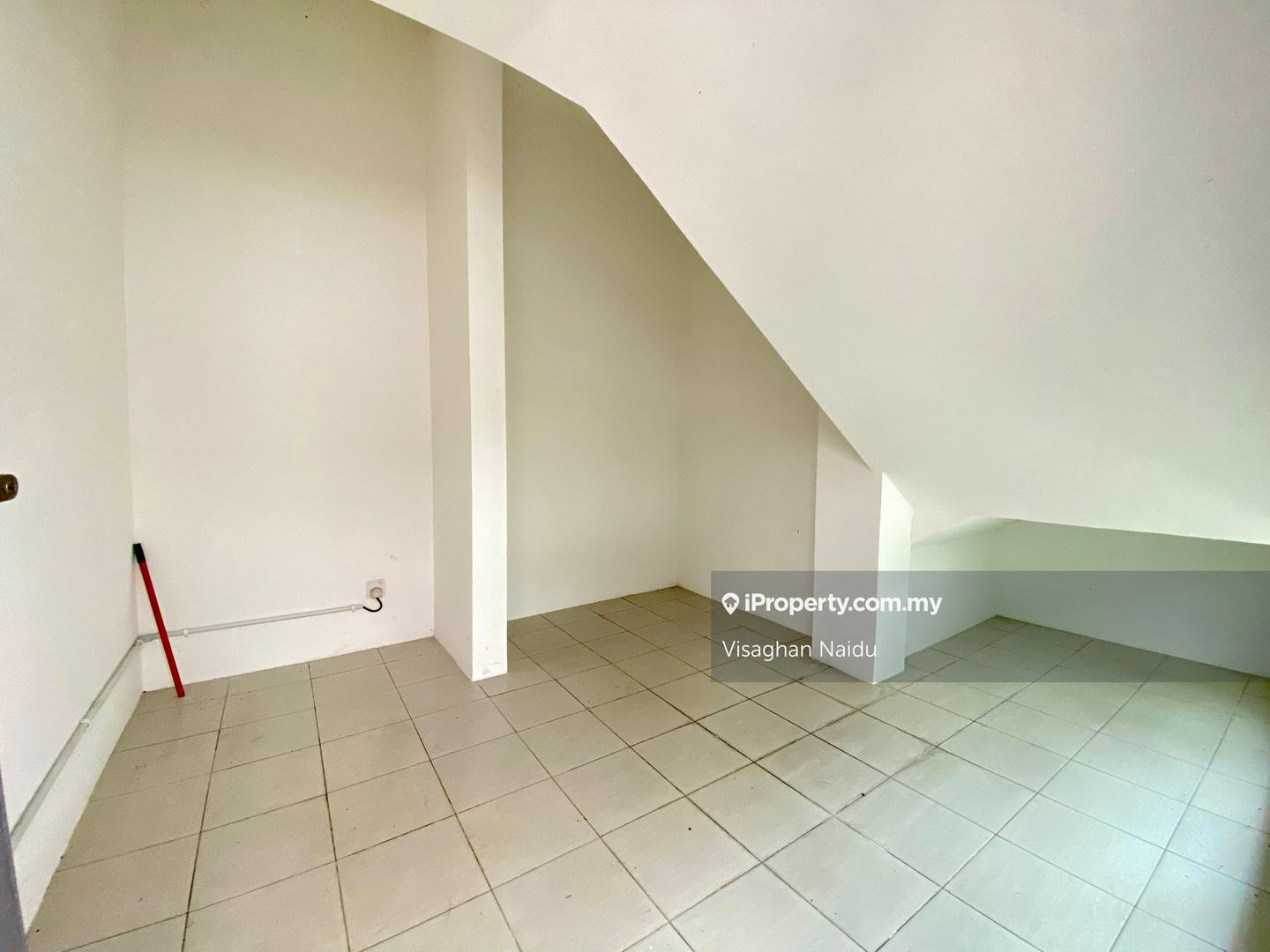 Banglo untuk Disewa di Ivory Heights Desa 8 Bandar Country Home, Rawang oleh Visaghan Naidu - iProperty.com.my