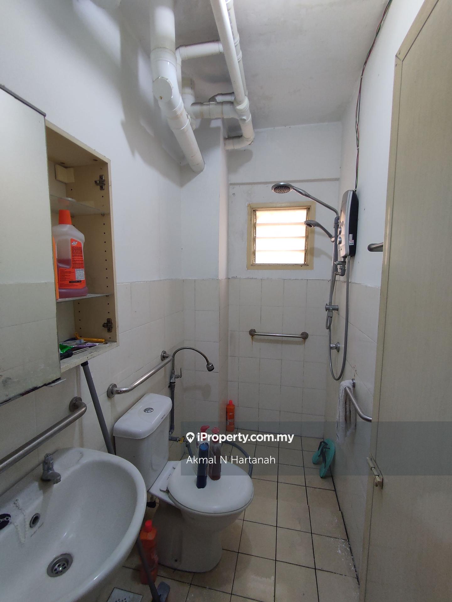 Pangsapuri untuk Disewa di Pangsapuri Sri Cempaka oleh Akmal N Hartanah - iProperty.com.my