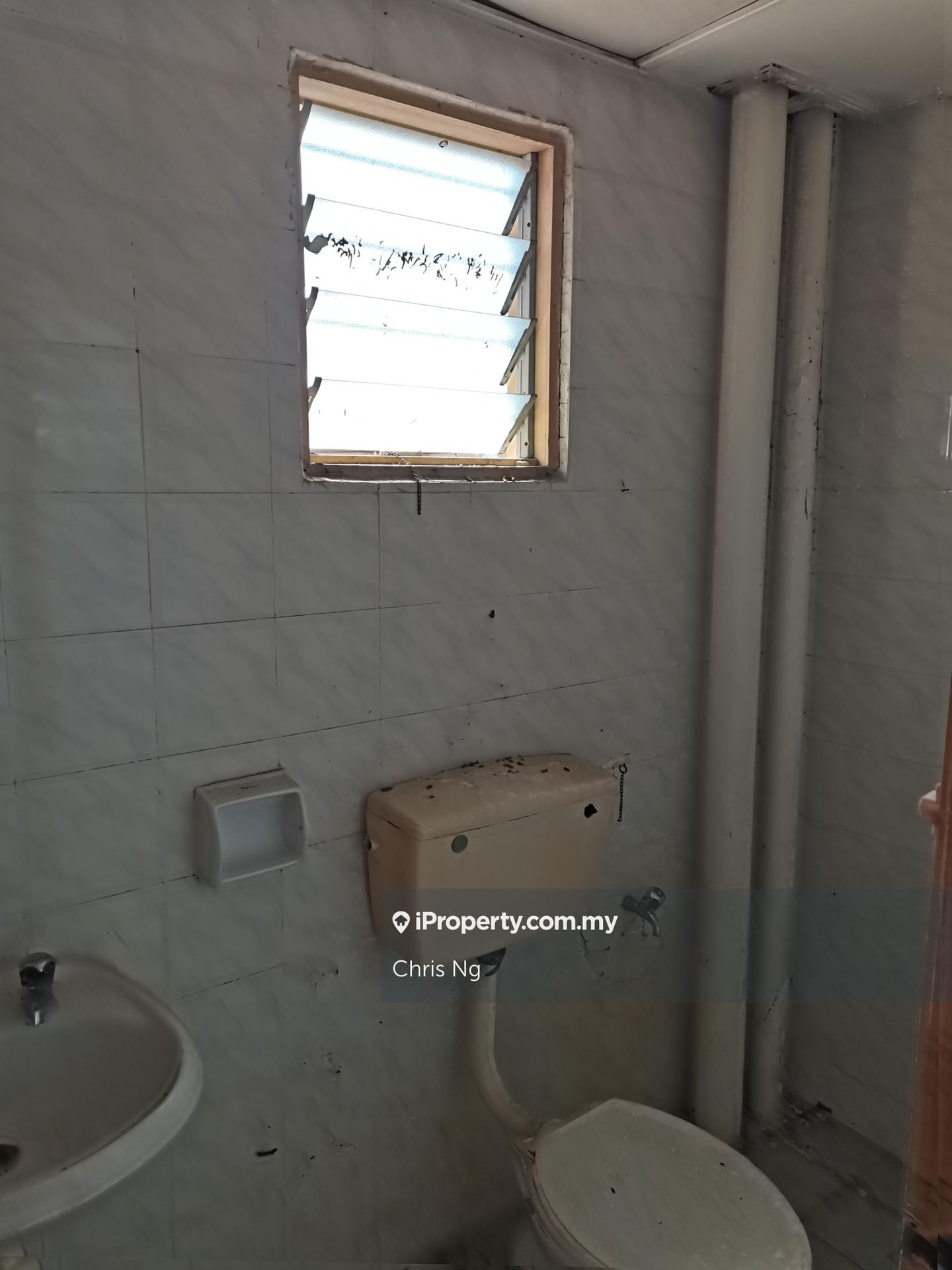 Apartment for Rent in Pangsapuri Sri Kemuning by Chris Ng - iProperty.com.my