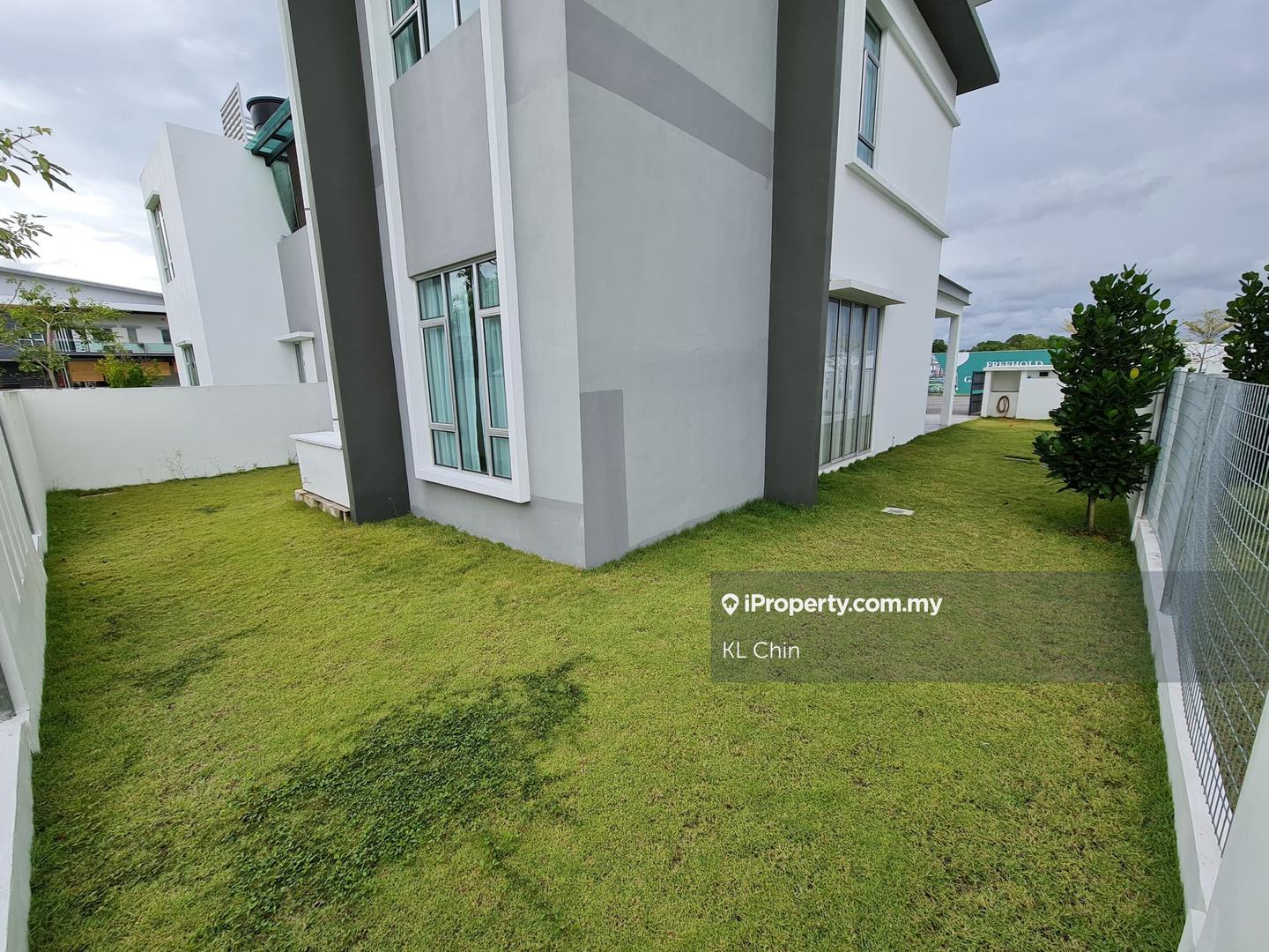 Bungalow House for Sale in Sungai Kapar Indah, Bukit Raja by KL Chin - iProperty.com.my