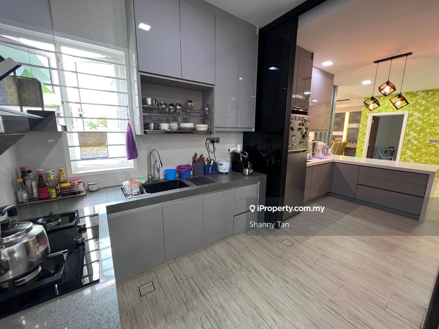 Rumah Berangkai 3 Tingkat untuk Dijual di Taming Indah 2, Bandar Sungai Long oleh Shanny Tan - iProperty.com.my