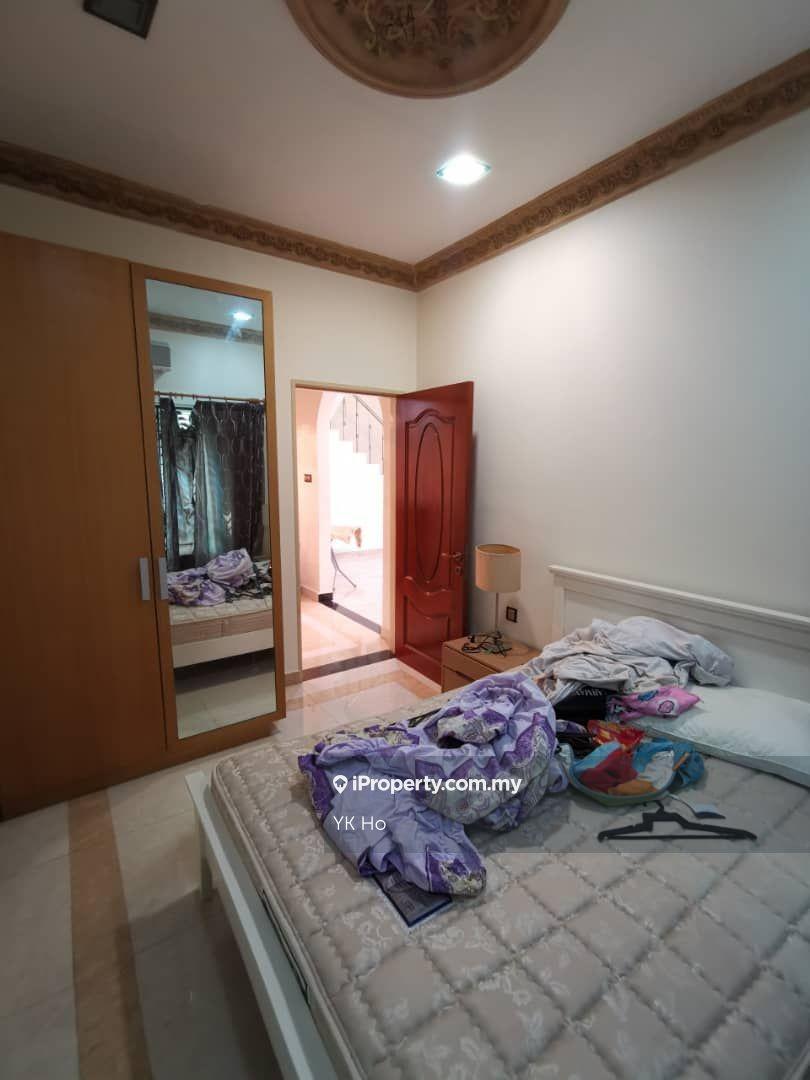 2.5-storey Terraced House for Sale in Sering Ukay, Ampang by YK Ho - iProperty.com.my