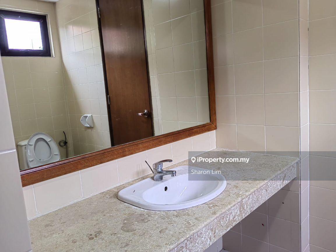 Semi-Detached House for Sale in Jelutong Villas, Damansara Heights by Sharon Lim - iProperty.com.my