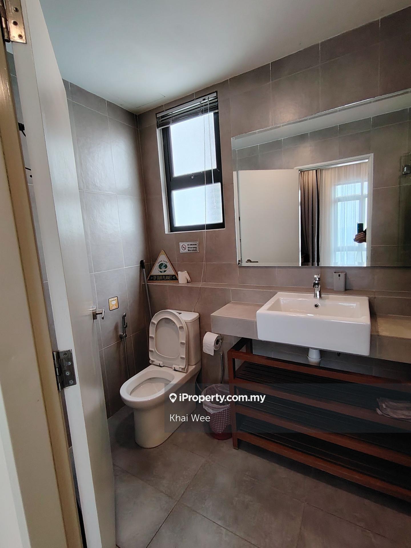 Service Residence for Rent in Timur Bay Seafront Residence by Khai Wee - iProperty.com.my