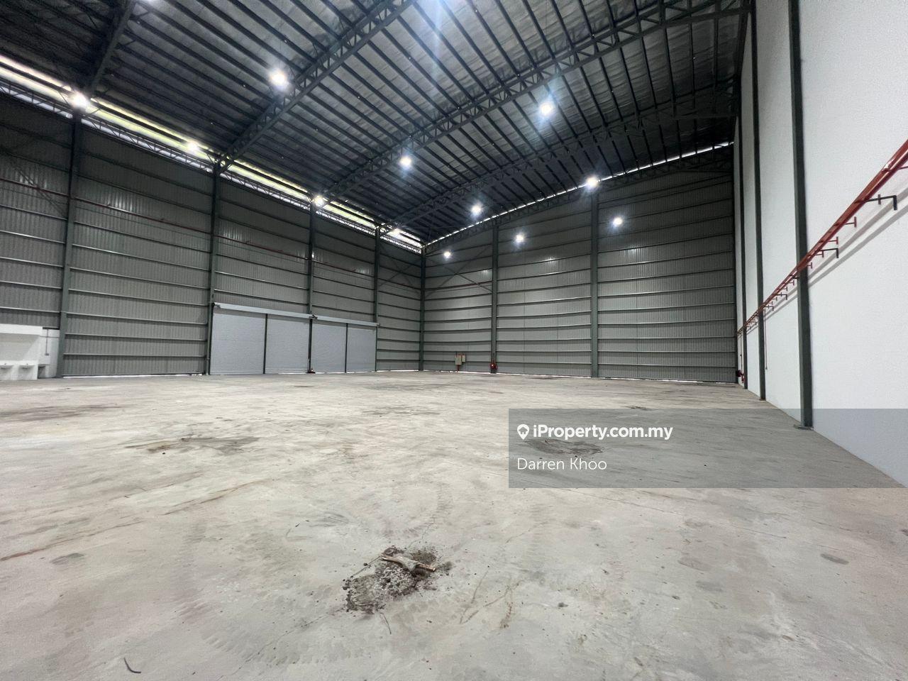Gudang untuk Dijual di Balakong Warehouse with 4 sty office, Balakong oleh Darren Khoo - iProperty.com.my