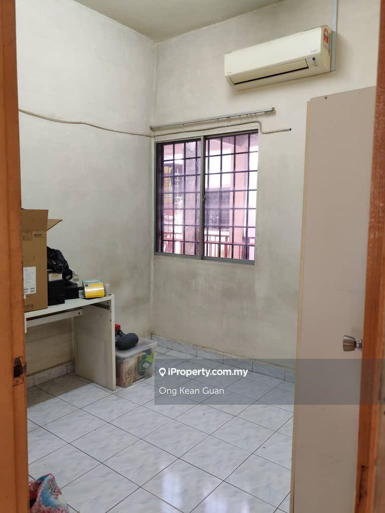 Rumah Pangsa untuk Dijual di Taman Sri Manja oleh Ong Kean Guan - iProperty.com.my