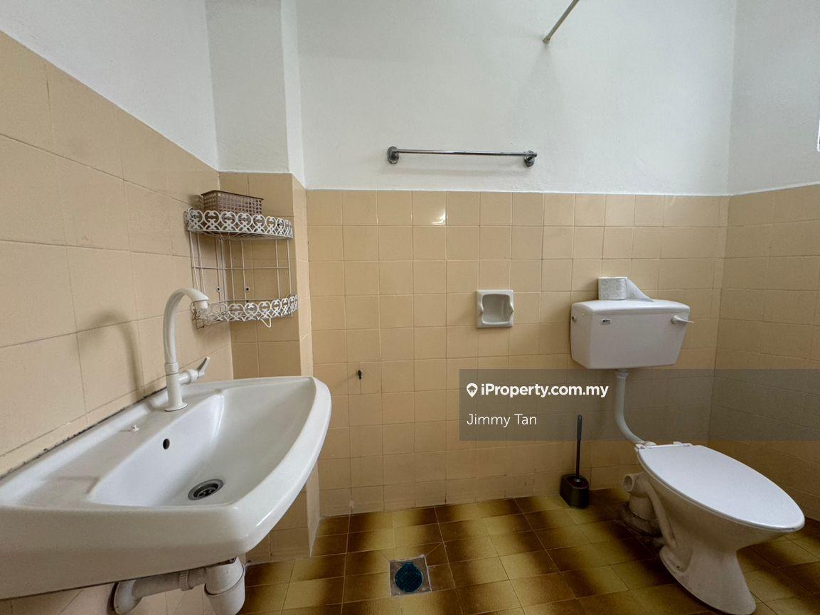 Apartment for Sale in Lily & Rose by Jimmy Tan - iProperty.com.my