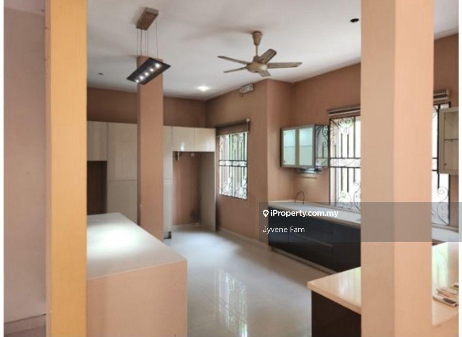 Banglo untuk Dijual di Taman Yarl, Jalan Klang Lama (Old Klang Road) oleh Jyvene Fam - iProperty.com.my