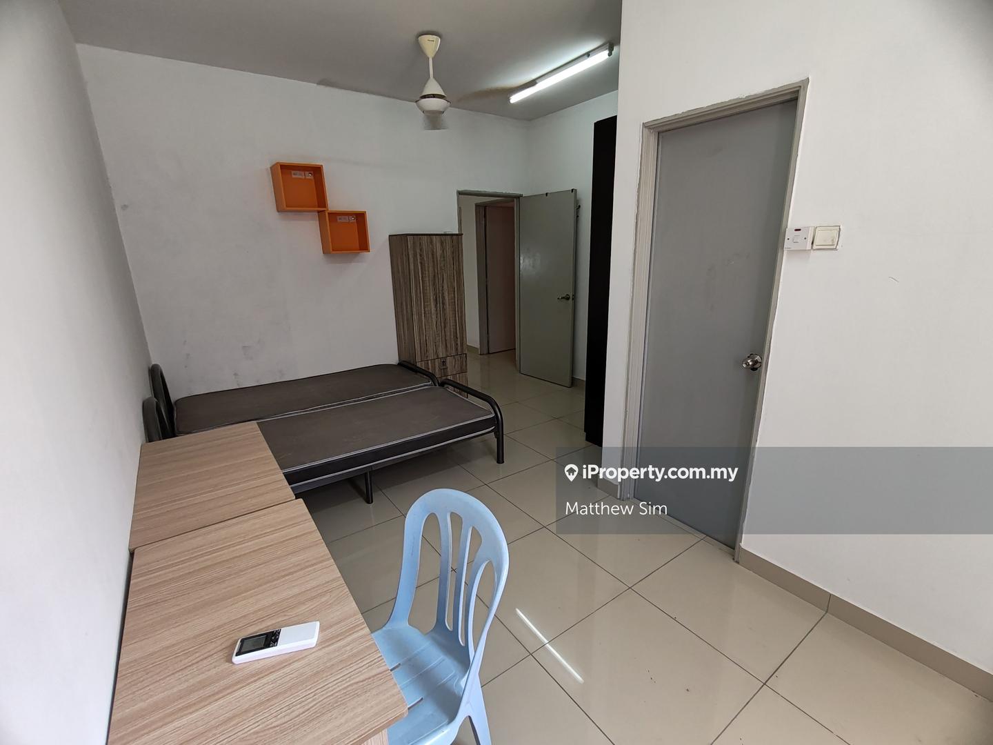 Townhouse for Rent in Bandar Saujana Putra, Tanjong Duabelas by Matthew Sim - iProperty.com.my