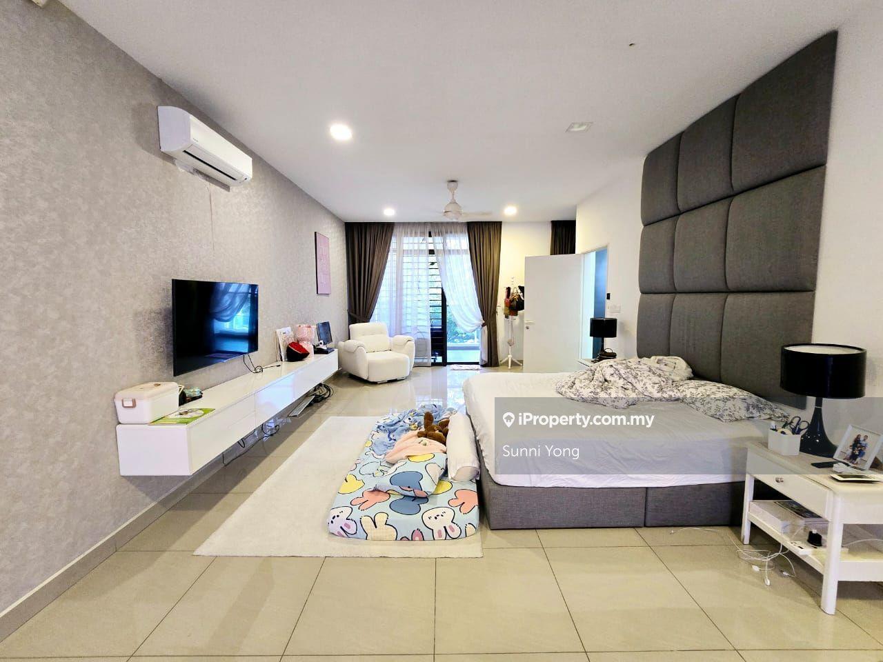 Rumah Berangkai 3 Tingkat untuk Dijual di Kinrara Residence, Puchong oleh Sunni Yong - iProperty.com.my