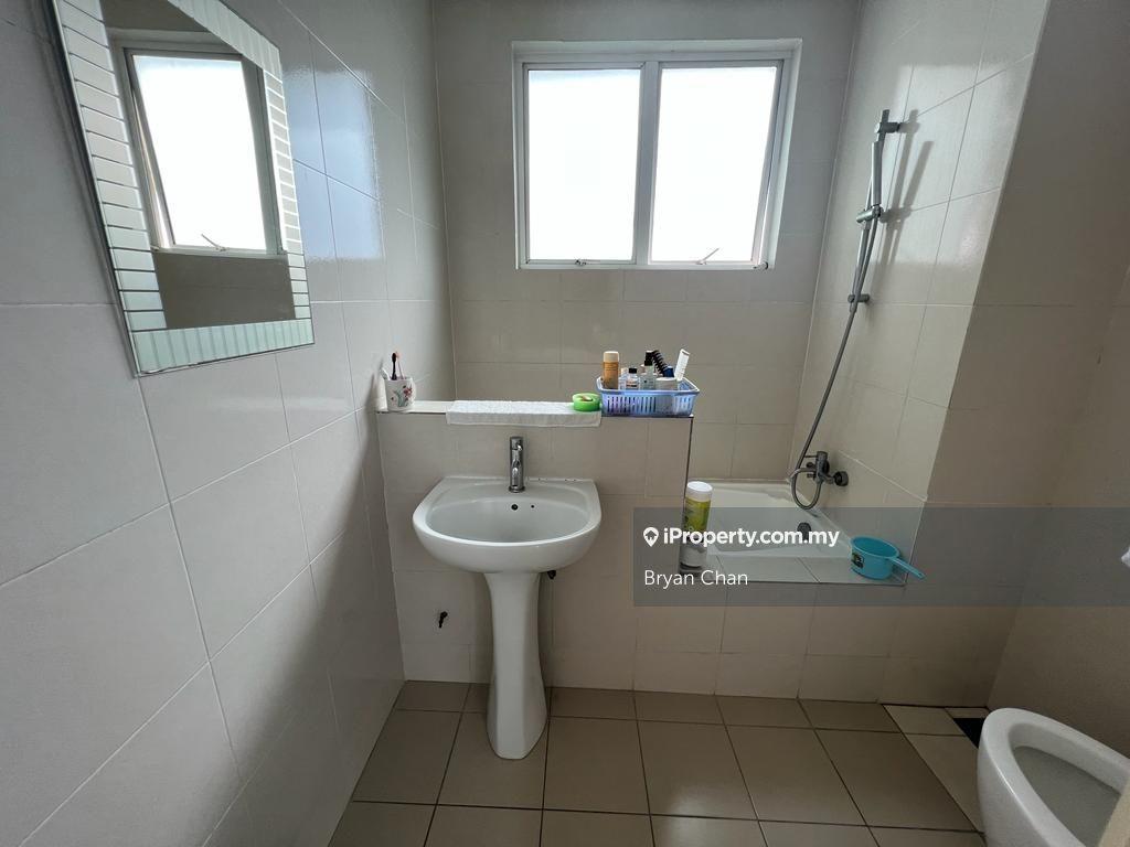 Service Residence for Sale in Subang Olives Residence by Bryan Chan - iProperty.com.my