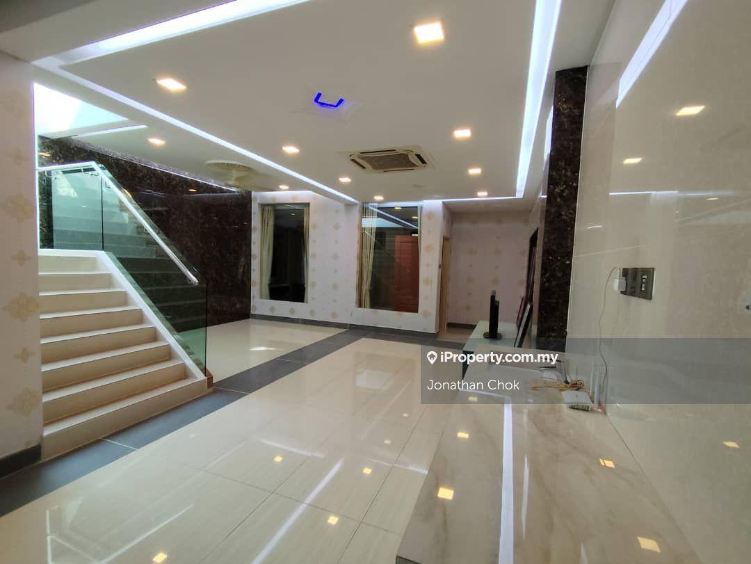 Bungalow House for Sale in Bandar Kinrara Seksyen 9, Bandar Kinrara by Jonathan Chok - iProperty.com.my