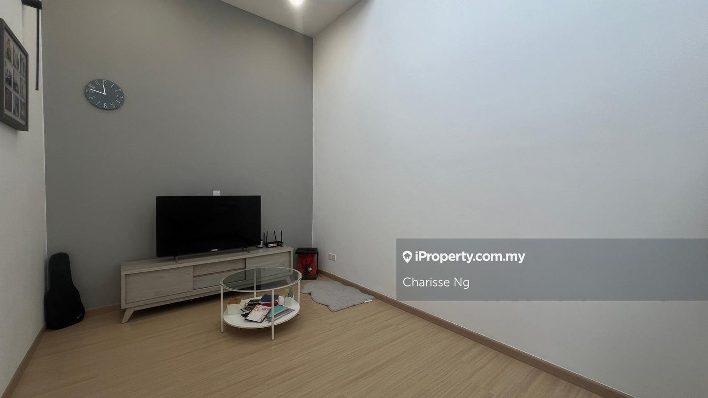 Rumah Berangkai 2 Tingkat untuk Dijual di Taman Semanja, Kajang oleh Charisse Ng - iProperty.com.my