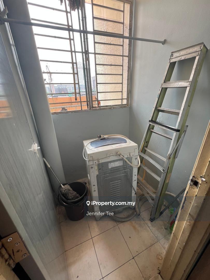 Service Residence for Sale in Casa Subang by Jennifer Tee - iProperty.com.my